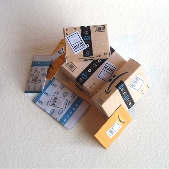 Dollhouse Miniature Amazon Shipping Box and Envelope, 1:12, Delivery Box - Picture 2 of 8